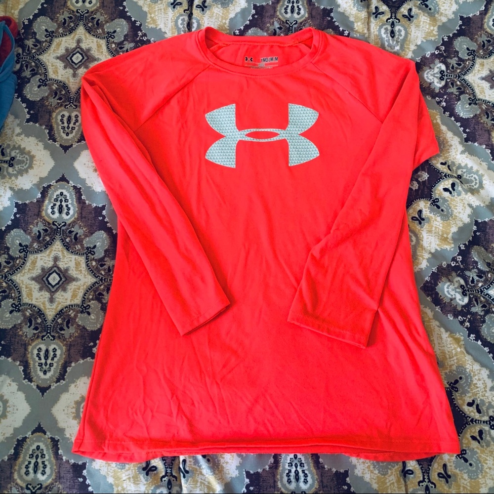 Girls under armour top